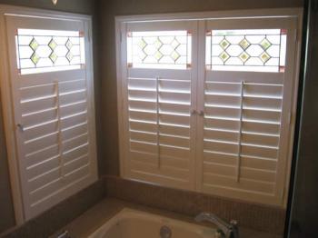 Stained Glass windows windows_cap_bath3.jpg